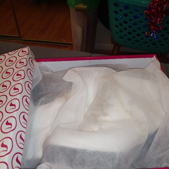 White & Black lace up Booties - Picture 5 of 5